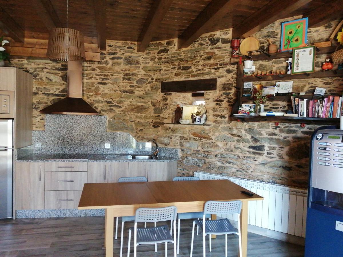 Albergue Pension Porta Santa Baleira Екстер'єр фото